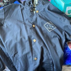 I am selling this jacket I no longer need it